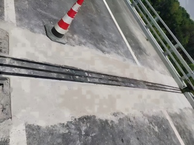 青龙伸缩缝更换后浇筑材料快速结构修补料速砼的产品特点及施工流程​